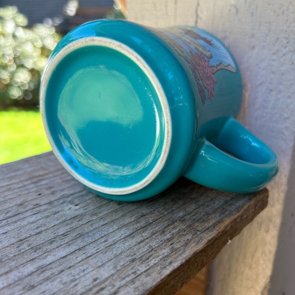 Diner Mug. Thick handle. “Snowqualmie, Wa.  Aqua tone - Picture 5 of 5
